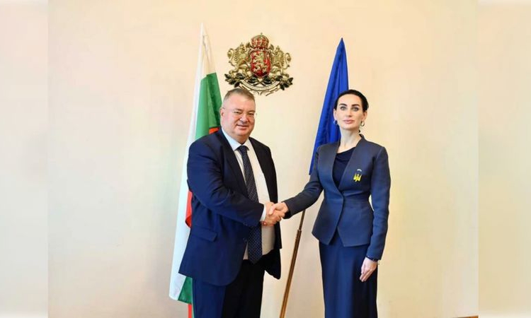 Министър Иванов пред посланик Илашчук: България ще продължи да предоставя подкрепа на украинските бежанци