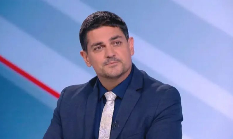 Радостин Василев: Ако има обединение, то трябва да е срещу Борисов и Пеевски