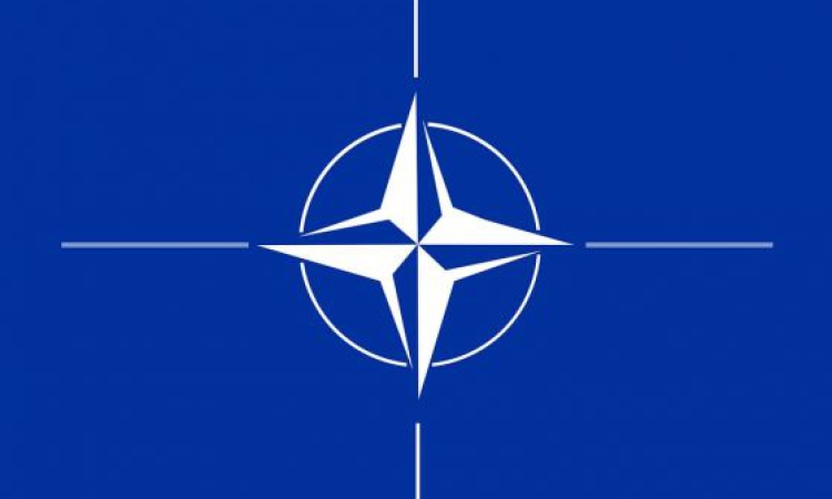 Генералният секретар на НАТО Марк Рюте пристига на полигон Ново село