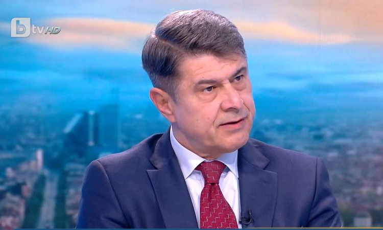 Гяуров коментира: Има ли връзка между посещението на Орбан у нас и кризата с кабинета