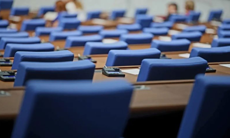 Сарафов поиска имунитетите на двама депутати- от ГЕРБ-СДС и &quot;ДПС-Ново начало&quot;