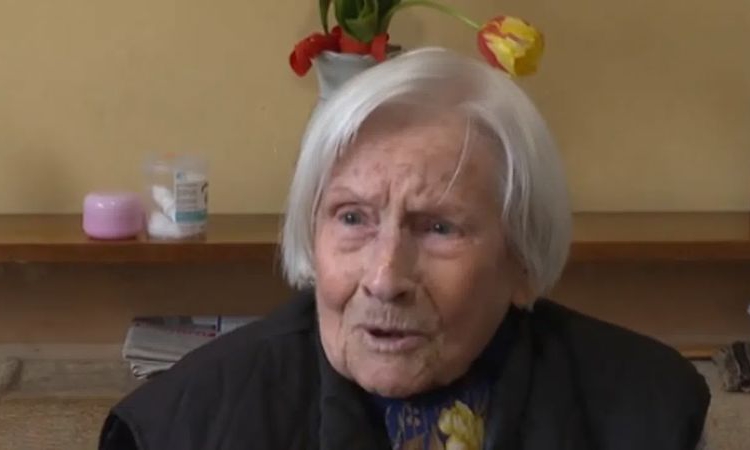 96-годишна жена дари 100 000 лева за ремонт на детско отделение