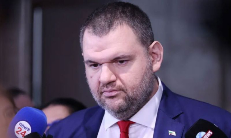 Делян Пеевски: Искаме строг режим за тротинетките в населените места