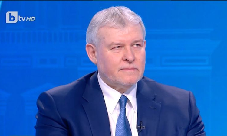 СДС: Радев щеше да бъде достоен гост на парада на Путин