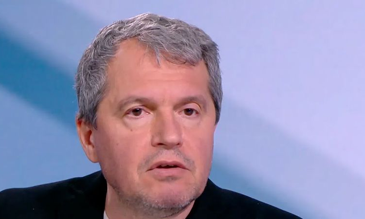 Тошко Йорданов: Подкрепяме референдумите, но постъпката на президента е странна