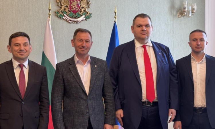 Кметовете на общините Мадан и Кирково се присъединиха към ДПС-Ново начало
