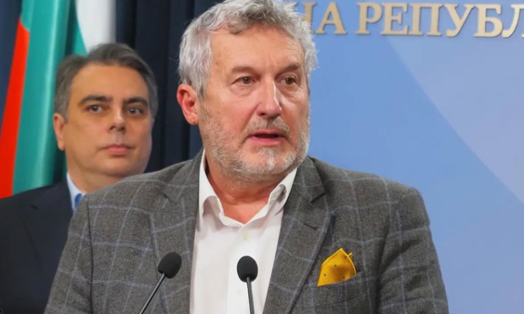Георги Кузмов: Пресконференцията на четиримата напуснали ПП беше грешка