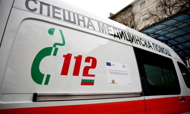 Тир помете мъж на пешеходната пътека в Кресна