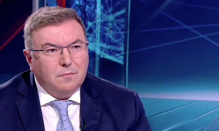 Проф. Ангелов: Оставка на Тошко Йорданов няма да реши проблема със заплатите на младите лекари