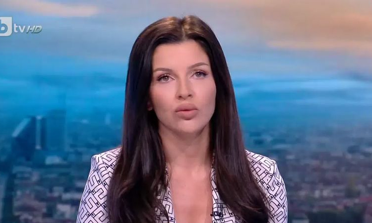 След катастрофа: Хванаха певицата Дебора с 3.14 промила зад волана в Поморие