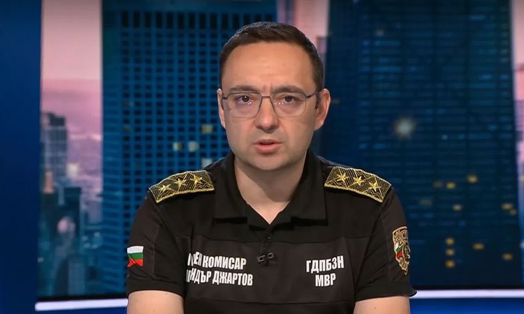 Шефът на пожарната: Причината за забавянето на самолетите от Швеция е техническа
