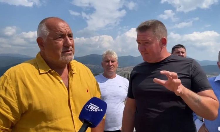 Лидерът на ГЕРБ: Пак ще ми се подиграват разни, че хвърляме пари от джипката