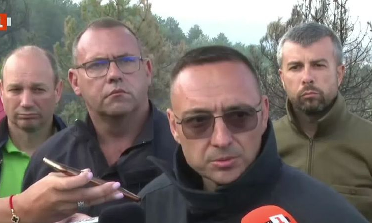 Джартов: Ураганен вятър допринесе за разпространение на пожара