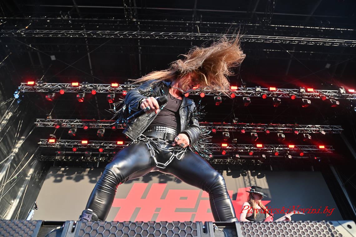 Над 50 000 фенове се стекоха на Midalidare Rock