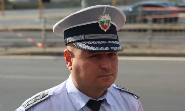 Любомир Аламанов: На нас война не ни трябва, сами се изтребваме...