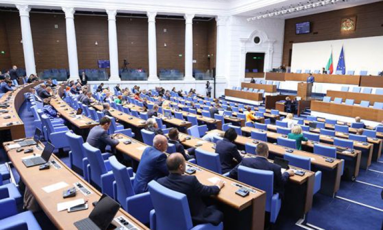 59 депутати от ПП-ДБ, МЕЧ и АПС внесоха вот на недоверие срещу правителството
