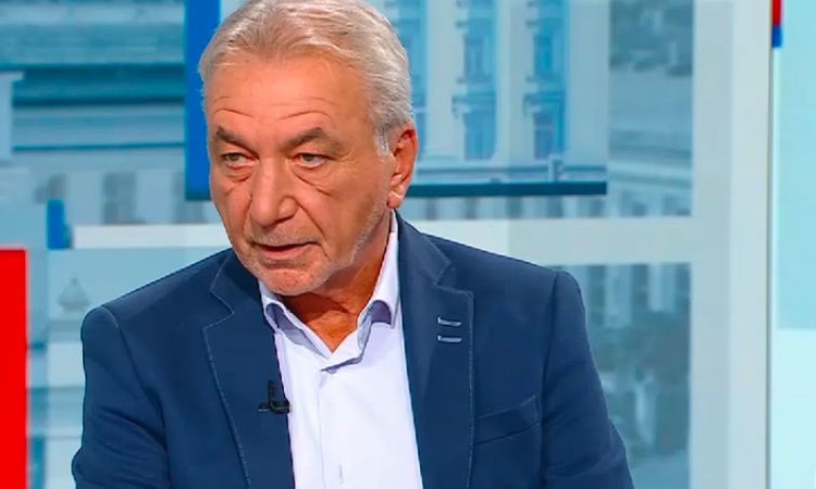 Шефът на КЗК: Цените на основните стоки във веригите не са мръднали от три месеца