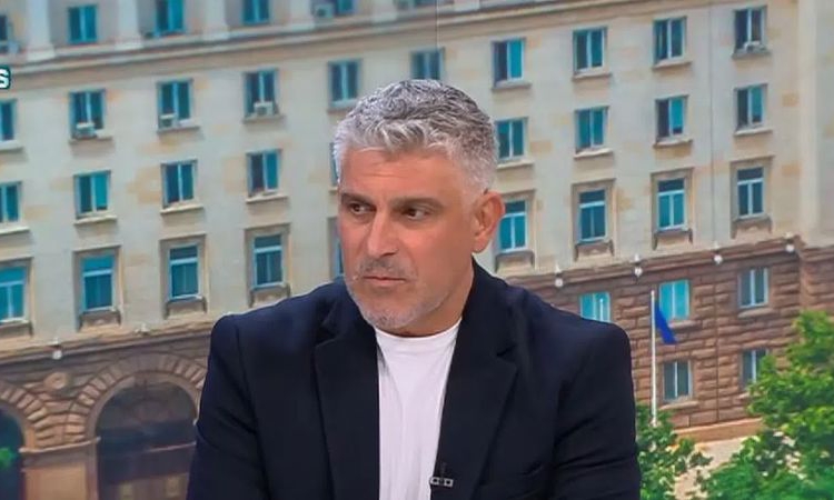 Криминален психолог: Румен Радев иска да прилича на младия Бойко Борисов