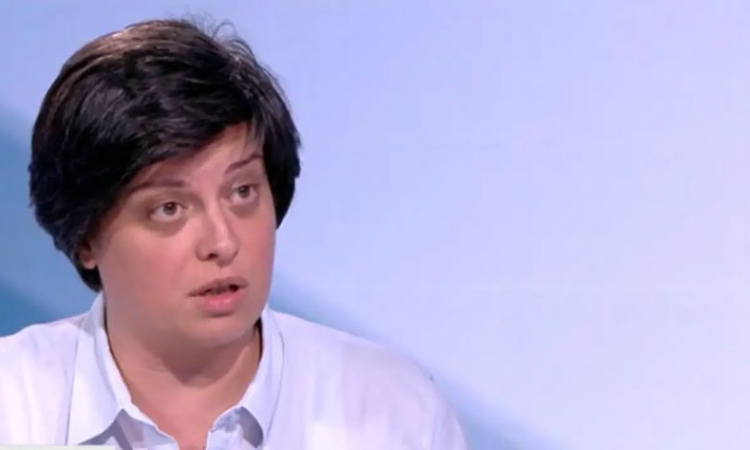 Диана Русинова: В МТС корупцията върви с пълна сила, а министърът е един шут, който шета из телевизиите