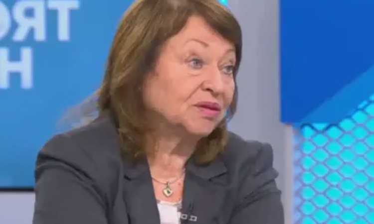 Христина Христова: Съществува си опасността да надвишим границите, които бяха заложени за дефицита
