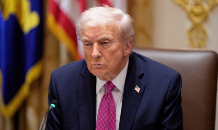 Politico: Санкциите на Тръмп освобождават Европа от руския нефт