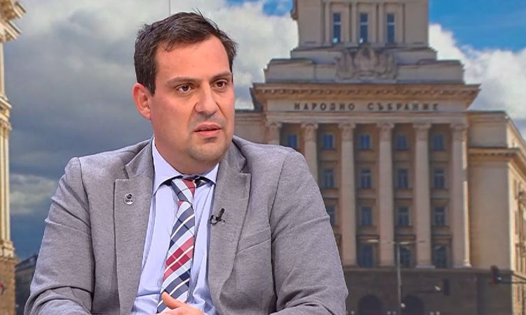 Светослав Бенчев очерта потенциално най-мрачния сценарий след санкциите срещу &quot;Лукойл&quot;