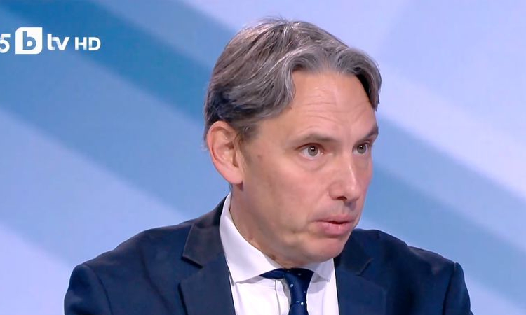 Васил Пандов, ПП-ДБ: По предварителната ни информация, в бюджета няма и дума за възнагражденията на медицинските специалисти