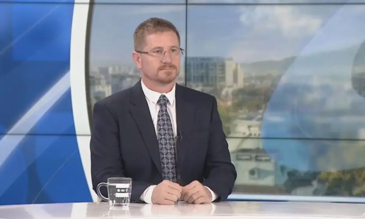 Димо Дренчев, &quot;Възраждане&quot;: Криe се реалният дефицит, банковият сектор трябва да плаща повече