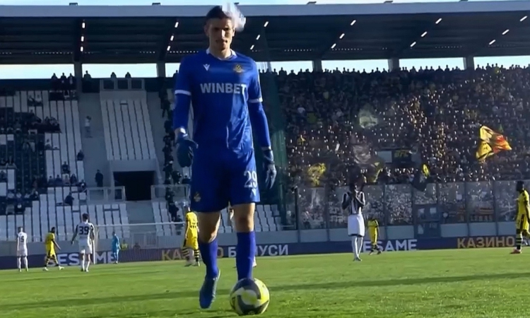 Костадин Димитров: Една хвърлена бутилка обезсмисли всичко! За кого да строим стадиони?