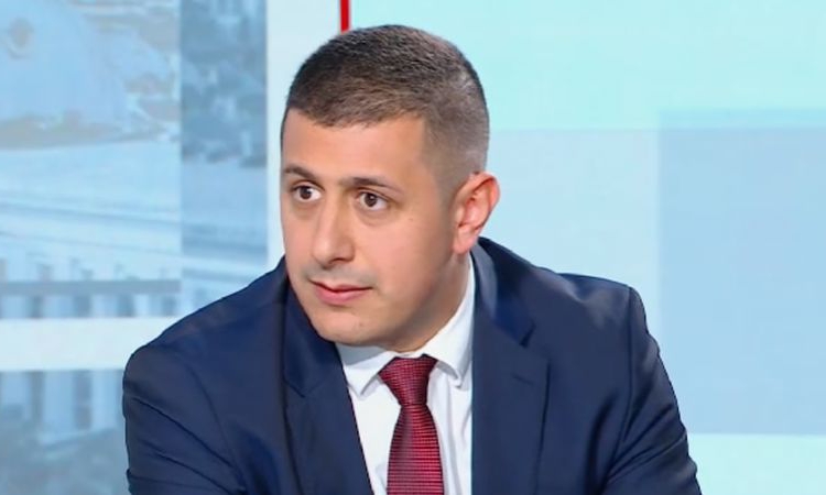 Атанас Атанасов: Най-важното сега е да се гарантира, че след 21 ноември ще има горива. Имаме план за това