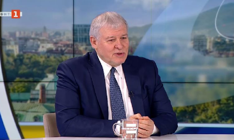 Румен Христов успокои: Горива има, ръст на цените - няма