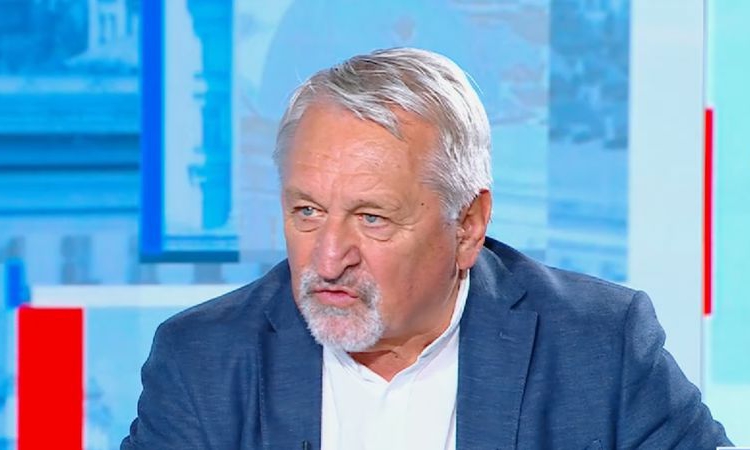 Авторитетна компания от държава-член на OECD е добрият вариант за купувач на &quot;Лукойл&quot;, според Иван Хиновски