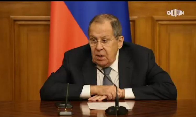 Лавров отказа да коментира разговорите в Абу Даби