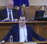 Иван Петков смята, че БСП трябва да излезе от управлението