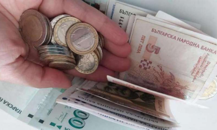 ВМРО: Големите вериги ни грабят с надценки по 80-90%, българското производство е задушено