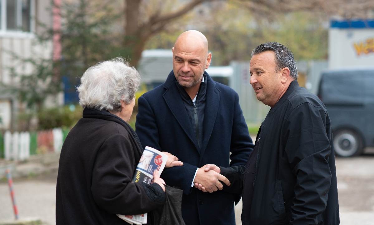 Кметът Костадин Димитров даде старт на санирането на жилищен блок в район „Тракия“