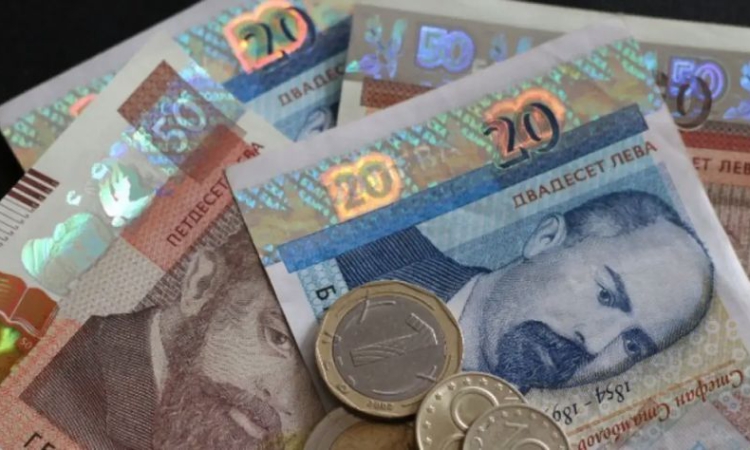 Започва последното изплащане в български левове на пенсии и коледни добавки в пощенските станции