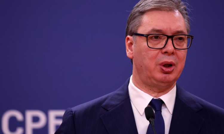 Вучич обеща предсрочни избори в Сърбия