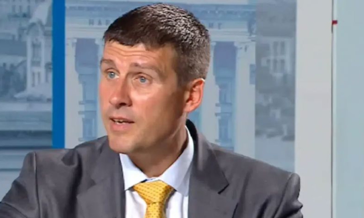 Ивелин Михайлов: Пеевски изглеждаше като объркано животинче, въртящо се в кръг, като разбра, че Желязков подава оставка