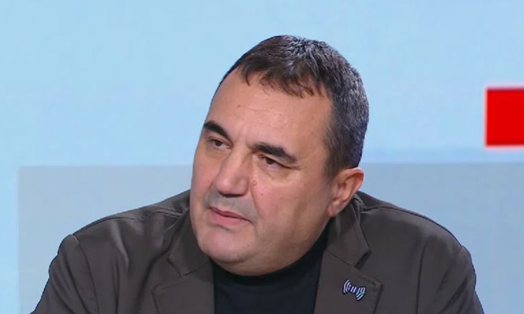 Веселин Стойнев за връщането на редовния бюджет в пленарна зала: Политически инфантилизъм