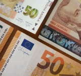 Какво ще стане със спестяванията и кредитите в лева след въвеждане на еврото