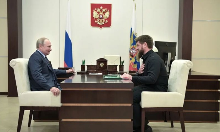 Спешно в болница! Рамзан Кадиров не се е появил в Москва