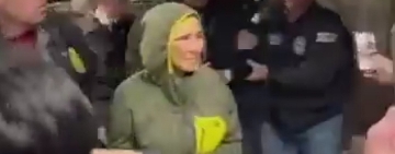 Коя е Силия Флорес –първият боец? 