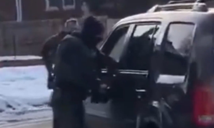 Какво се знае за фаталната стрелба по жена в Минеаполис?