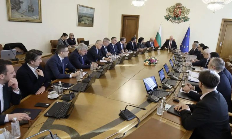 Правителството в оставка прие дългосрочната инвестиционна програма на Сребърния фонд