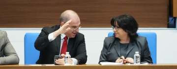 Пускат пощенска марка, посветена на еврото