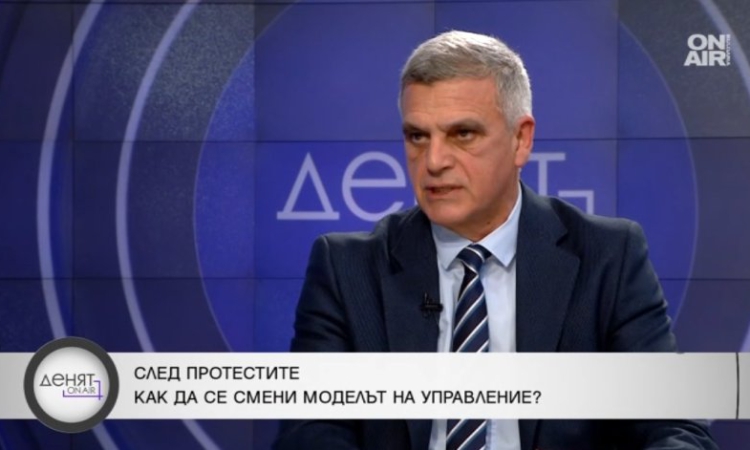 Стефан Янев: Не е време за тънки сметки, а политиците да чуят гласа на протеста