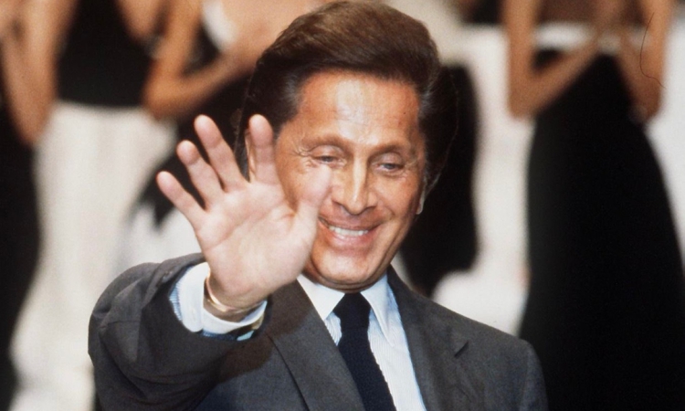 Почина великият Валентино