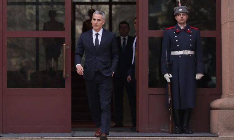 Андрей Гюров готов да е служебен премиер: Поемам отговорността, ако това стане без скрити условия