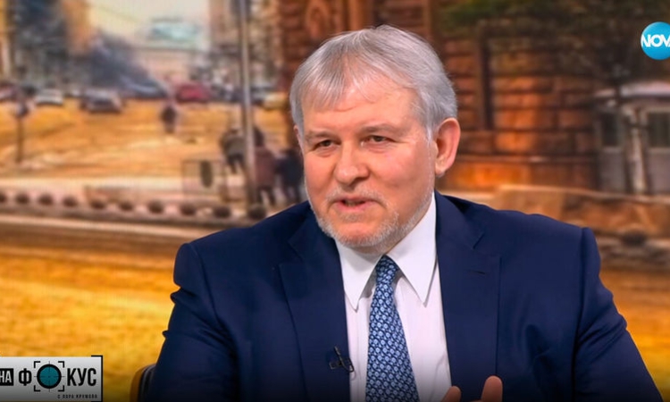 Румен Христов: Изборът на служебен премиер е изцяло в прерогативите на президента Йотова